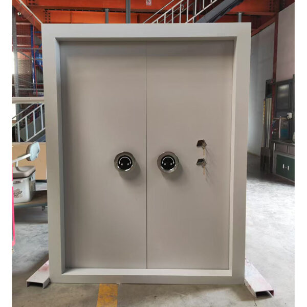 Double-leaf vault door