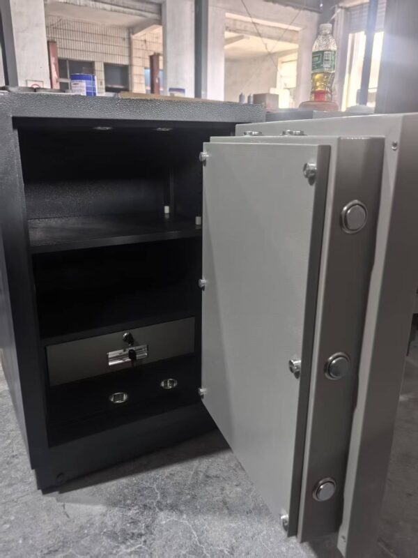 25 Fireproof Safe