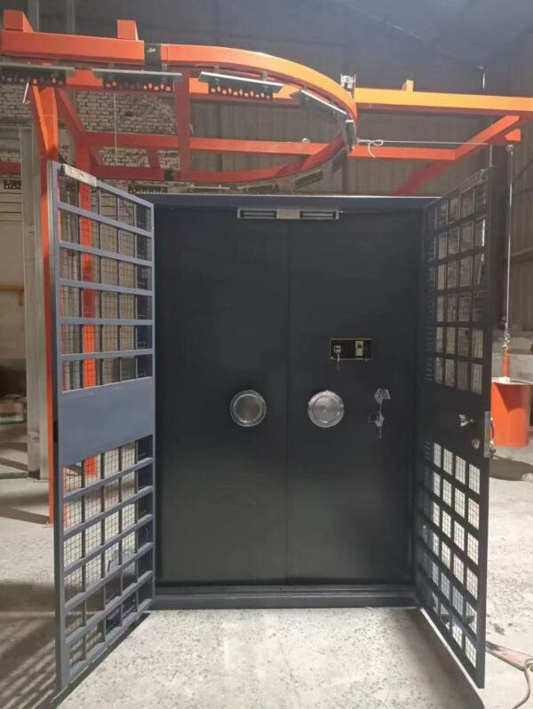 Double-leaf vault door